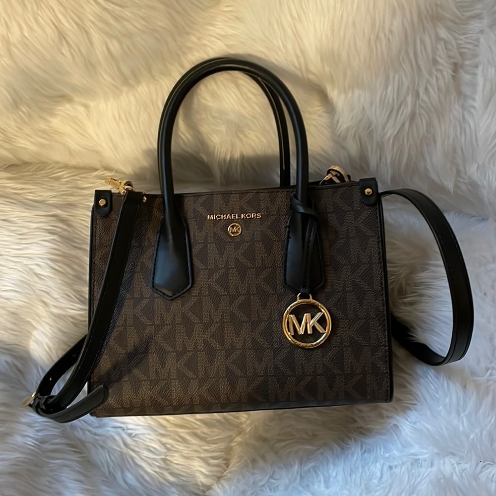 Michael Kors Crossbody Purse 🤎🖤
